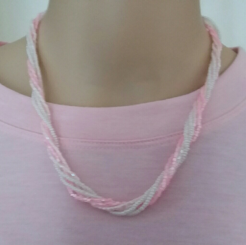 Sparkling Necklace.
